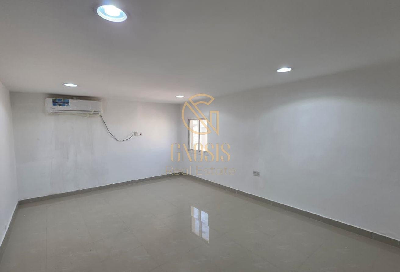 SPACIOUS STUDIO U/F IN MAMMOURA NEAR ABU HAMOUR - Studio Apartment in Al Maamoura