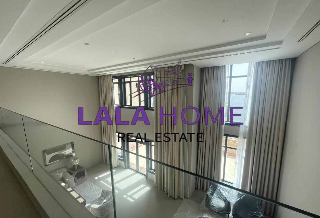 Triplex Luxury Renovated 4BR + Maid Room Townhouse - Townhouse in West Porto Drive