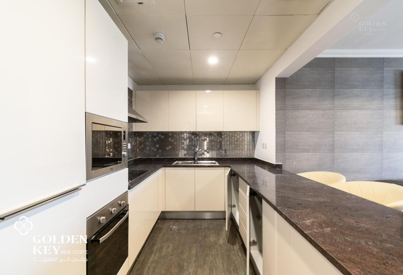 Ready Studio | Bills Included | Fully furnished - Studio Apartment in Tower 6