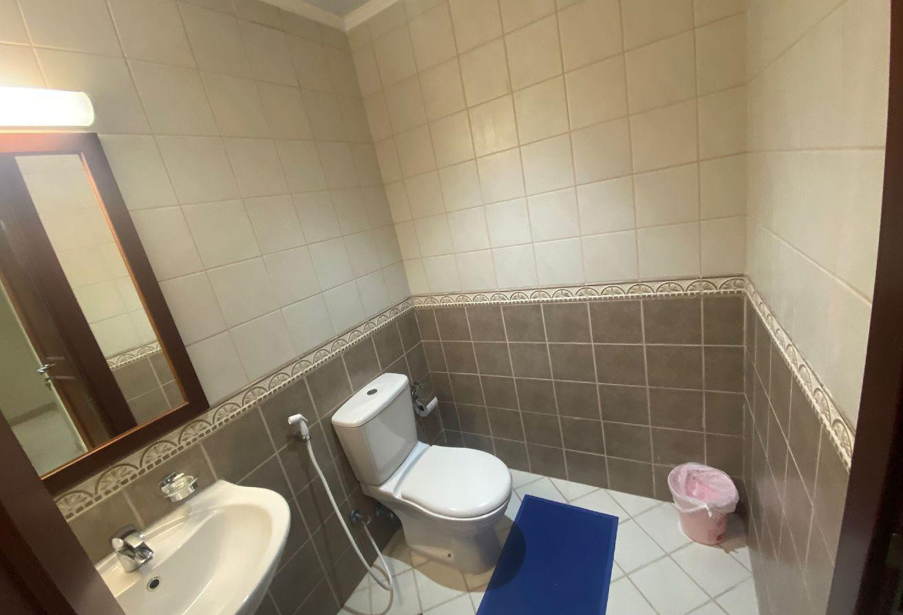 FOR SALE. 1 BEDROOM-F/F-WITH TITLE DEEDS