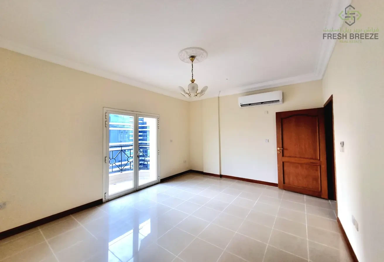 Spacious 2-Bedroom Apartment With Balcony - Apartment in Al Sadd