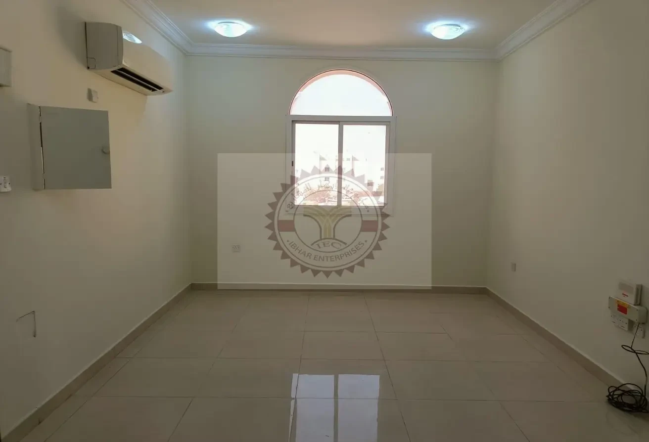 2 bhk Unfurnished flat at Wakra - Apartment in Al Wakair