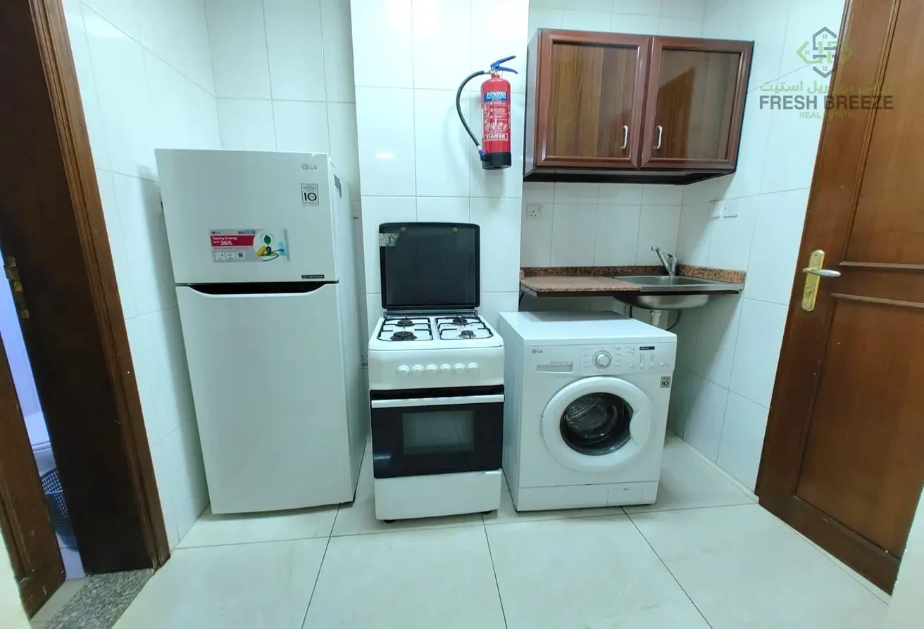 STUDIO ALL INCLUSIVE FOR FAMILIES NEAR C RING ROAD - Apartment in Umm Ghuwailina 4