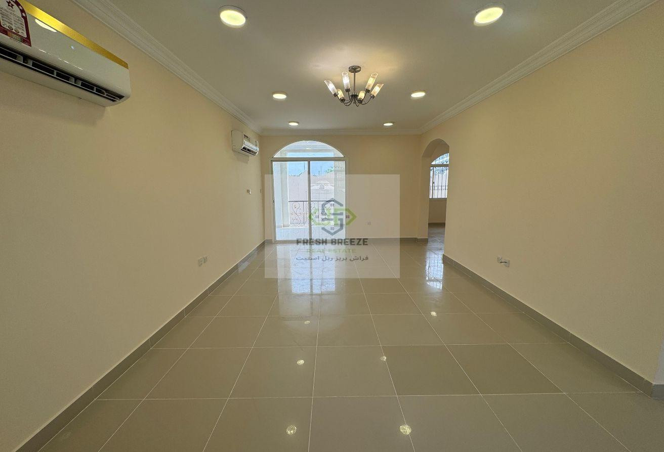 018976 - Villa in Al Gharrafa