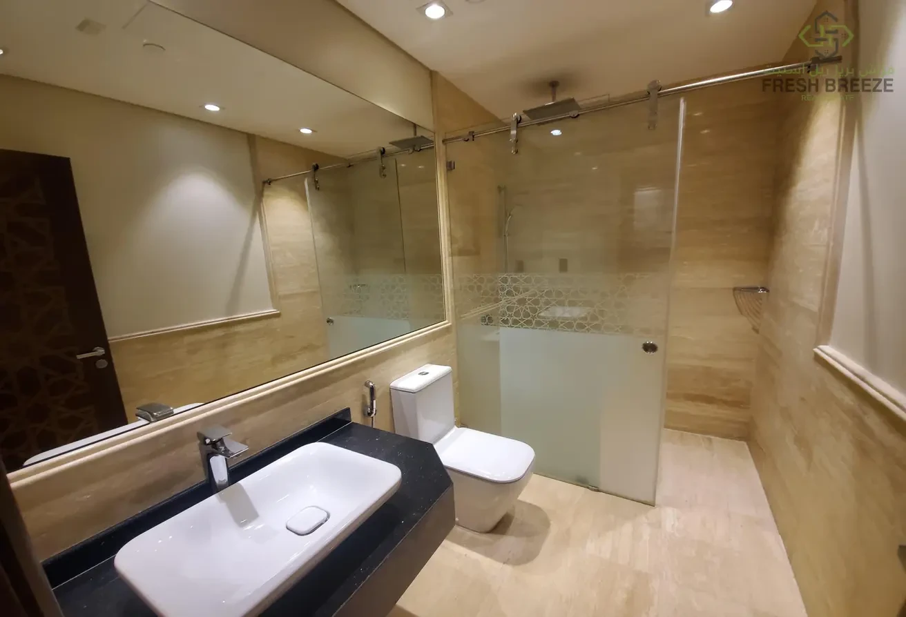 Luxury 1BHK Studio Fully Furnished in Al Nasr - Apartment in Al Nasr Street