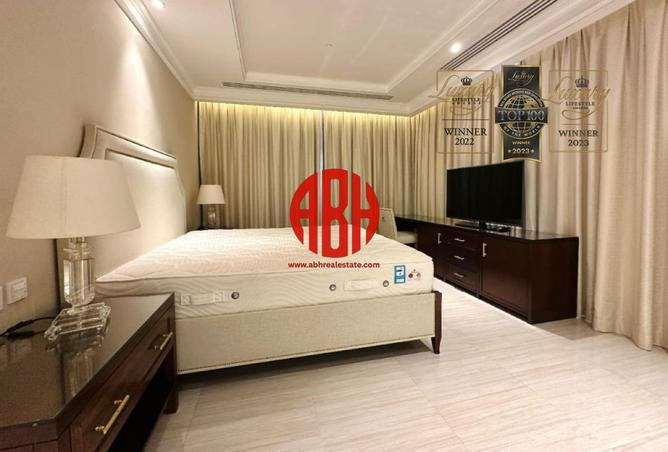 UNFURNISHED 3BHK PLUS MAID ROOM/ IN WEST BAY