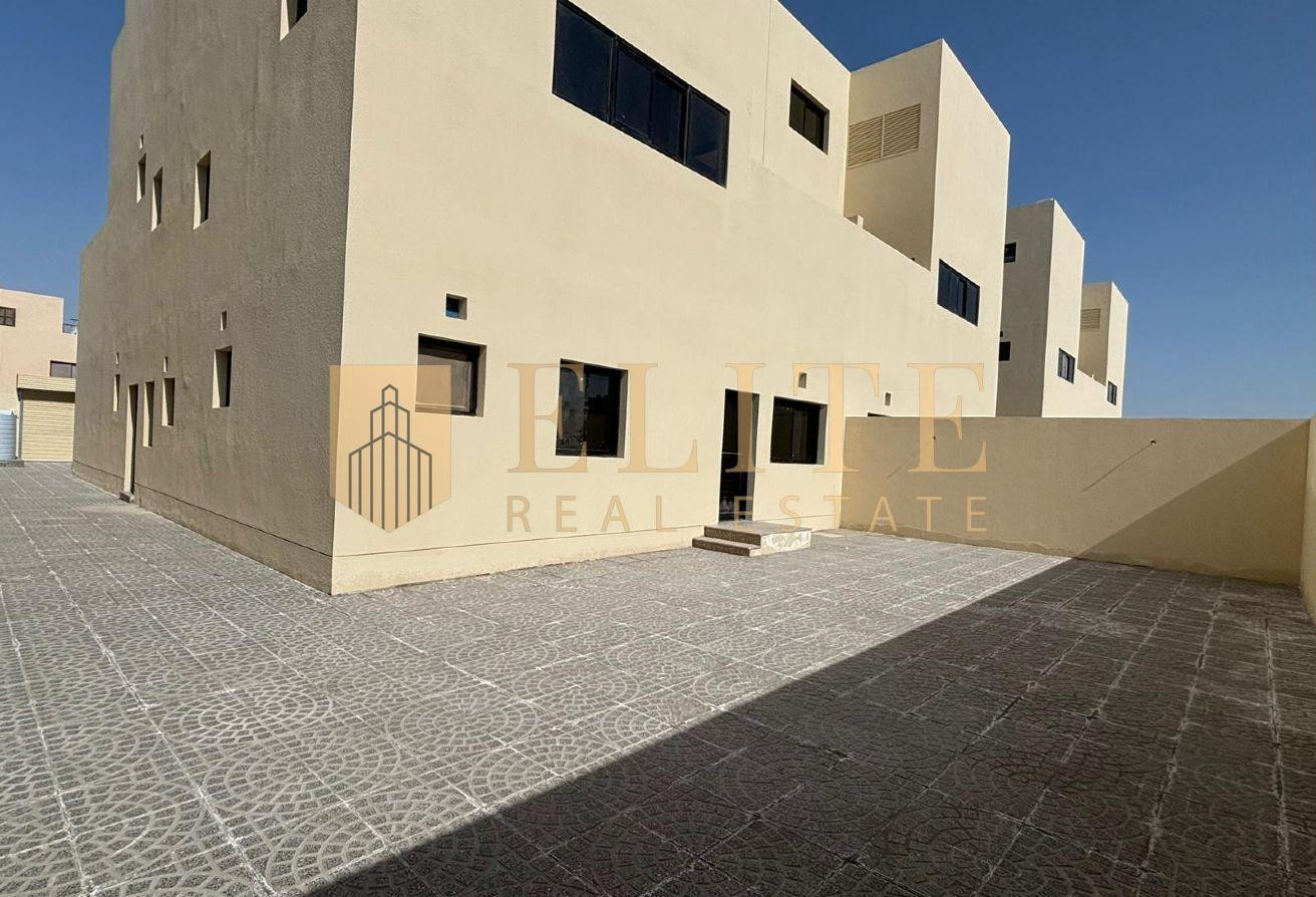 5BHK Villa | Maid & Driver Rooms | Umm Salal - Villa in Umm Salal City
