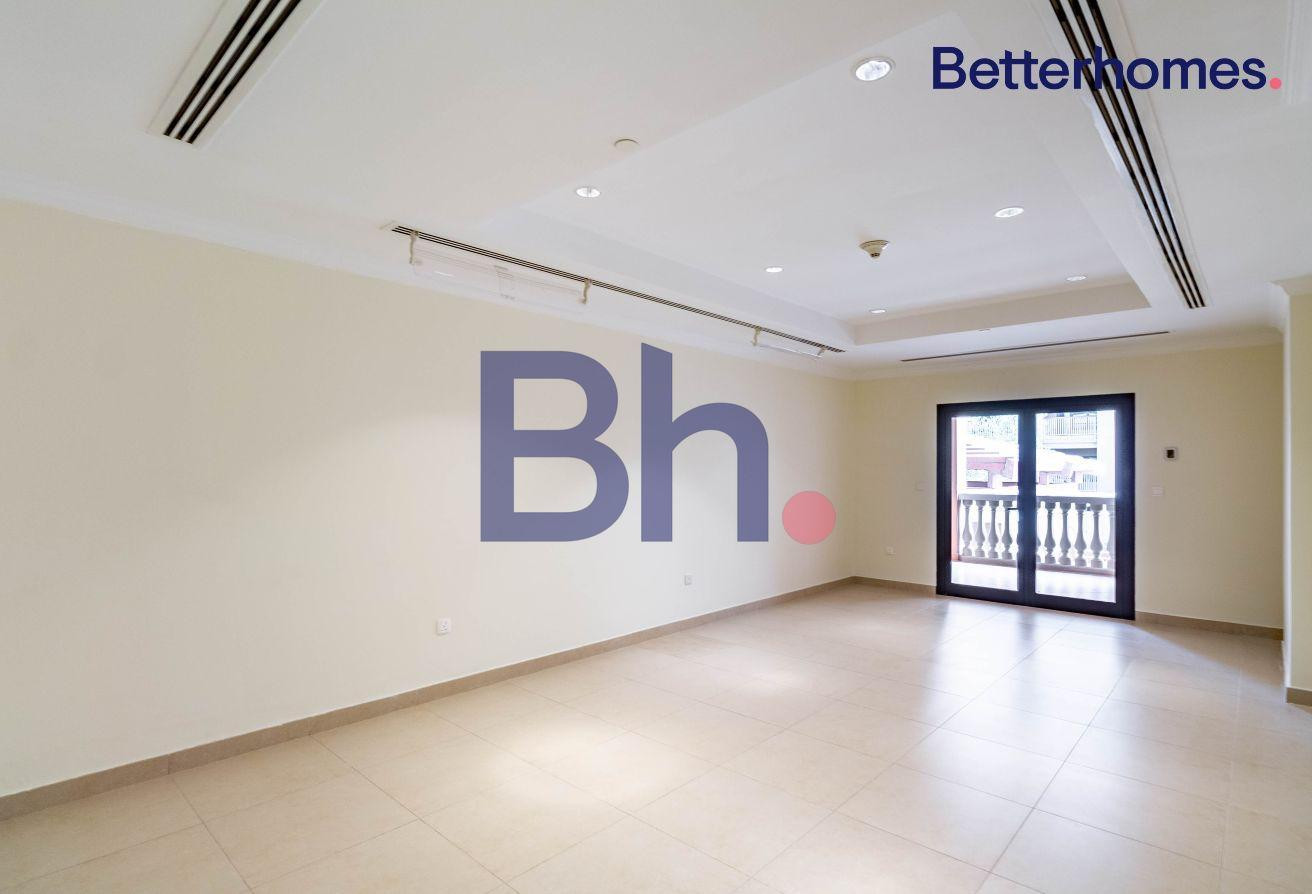 STYLISH MODERN STUDIO | PRIME LOCATION - Studio Apartment in West Porto Drive