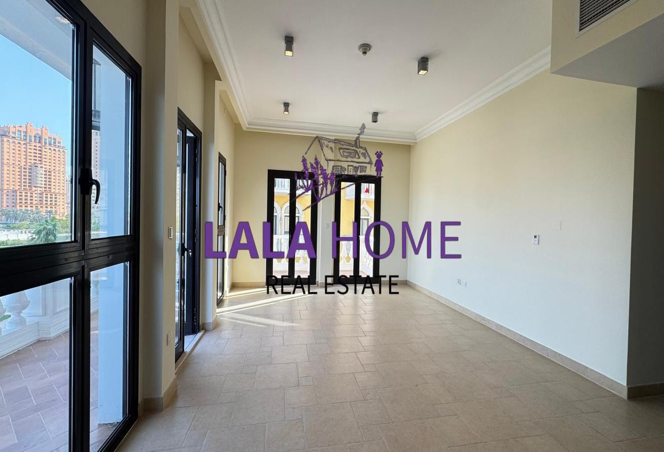 No Fees - 3Bedrooms - Month Free, QQ