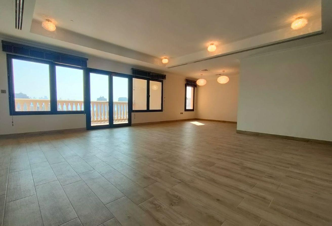 Spacious 2 Badrooms SF | Balcony W/ Marina View