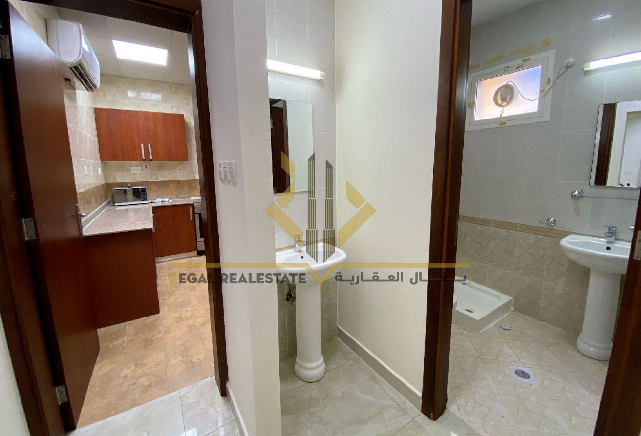 2 Months Free | 5+Maids Room Villa in Abu Hamour - Villa in Bu Hamour Street