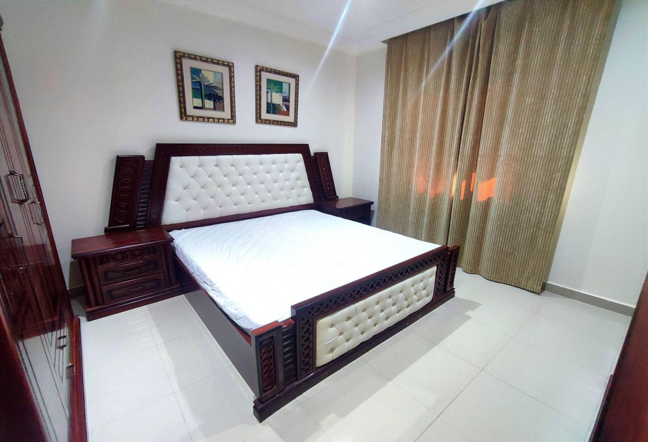 Spacious 2 bedroom apartment in Al sadd - Apartment in Al Sadd Road