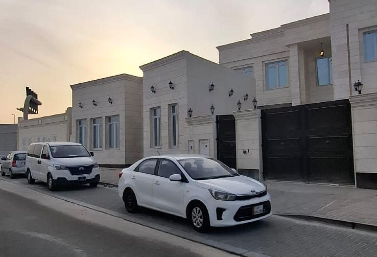 فيلا للبيع في الخيسة 01 - 1040م م - Villa in Al Kheesa