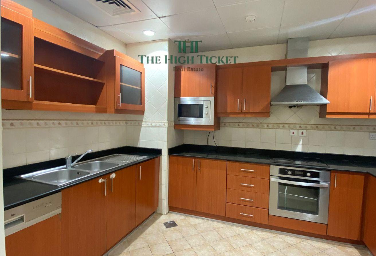 Luxurious | 2BHK | FF | With Balcony - Apartment in One Porto Arabia