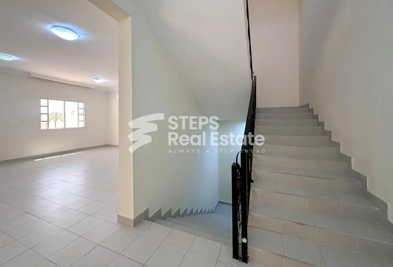 Spacious Villa with Maids Room and Basement - Villa in Al Waab Street