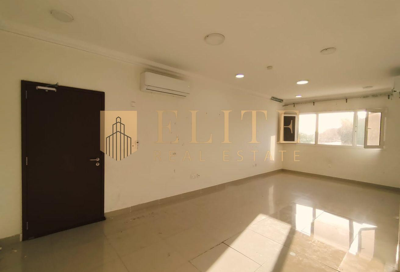 Spacious 2BR Apartment | Al Aziziyah - Apartment in Al Aziziyah