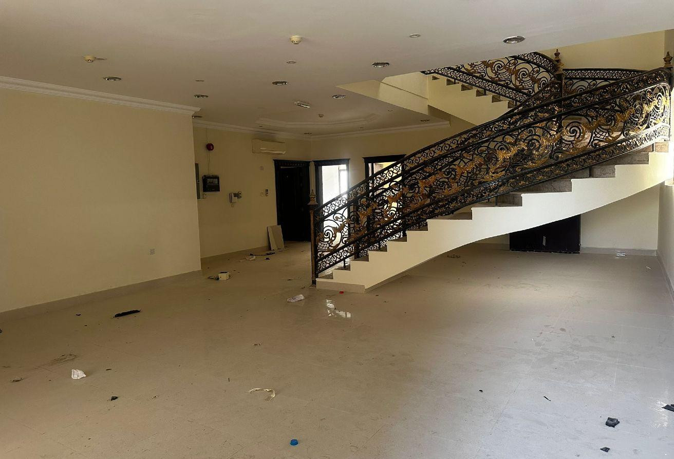 SPACIOUS COMMERCIAL VILLA FOR RENT IN AL DUHAIL - Villa in Duhail Villas