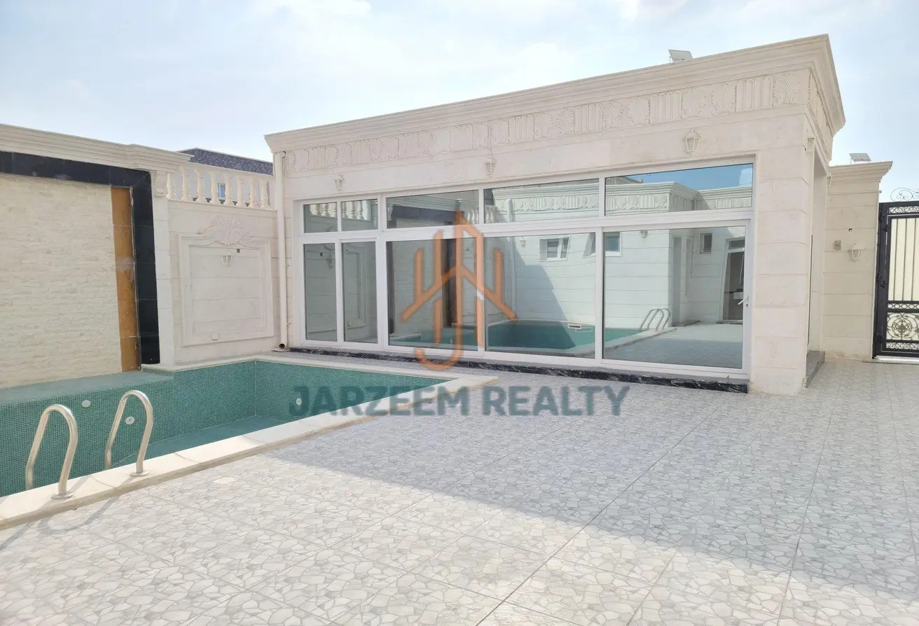 LUXURY STAND ALONE VILLA WITH HUGE SPACES