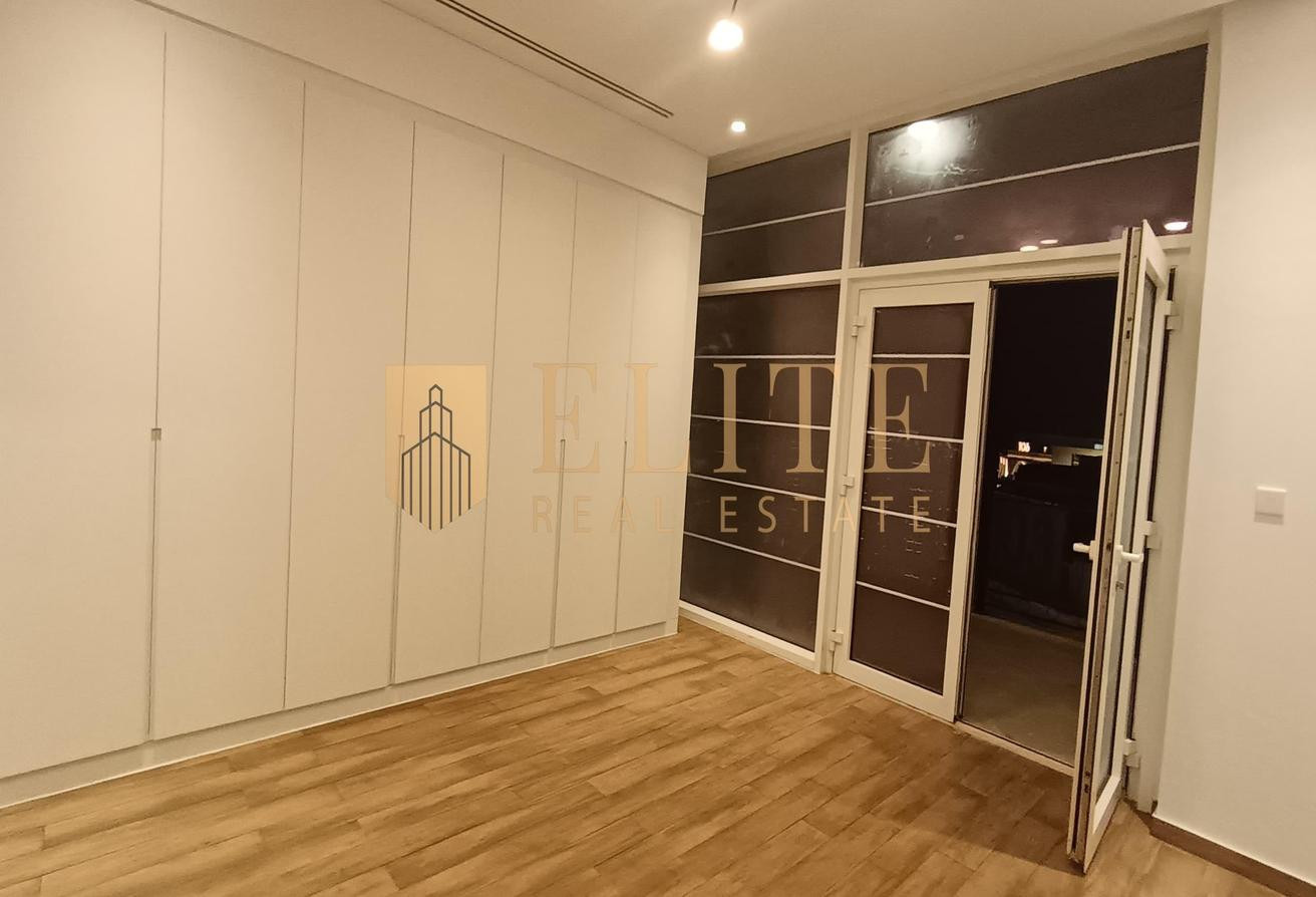 3-Bedroom Apartment + Maid’s Room in Floresta - Townhouse in Floresta Gardens