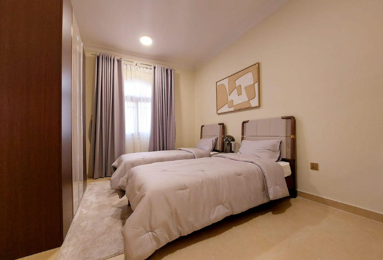 BRAND NEW 2 Bedrooms Fully Furnished in MADINET KH - Apartment in Madinat Khalifa South