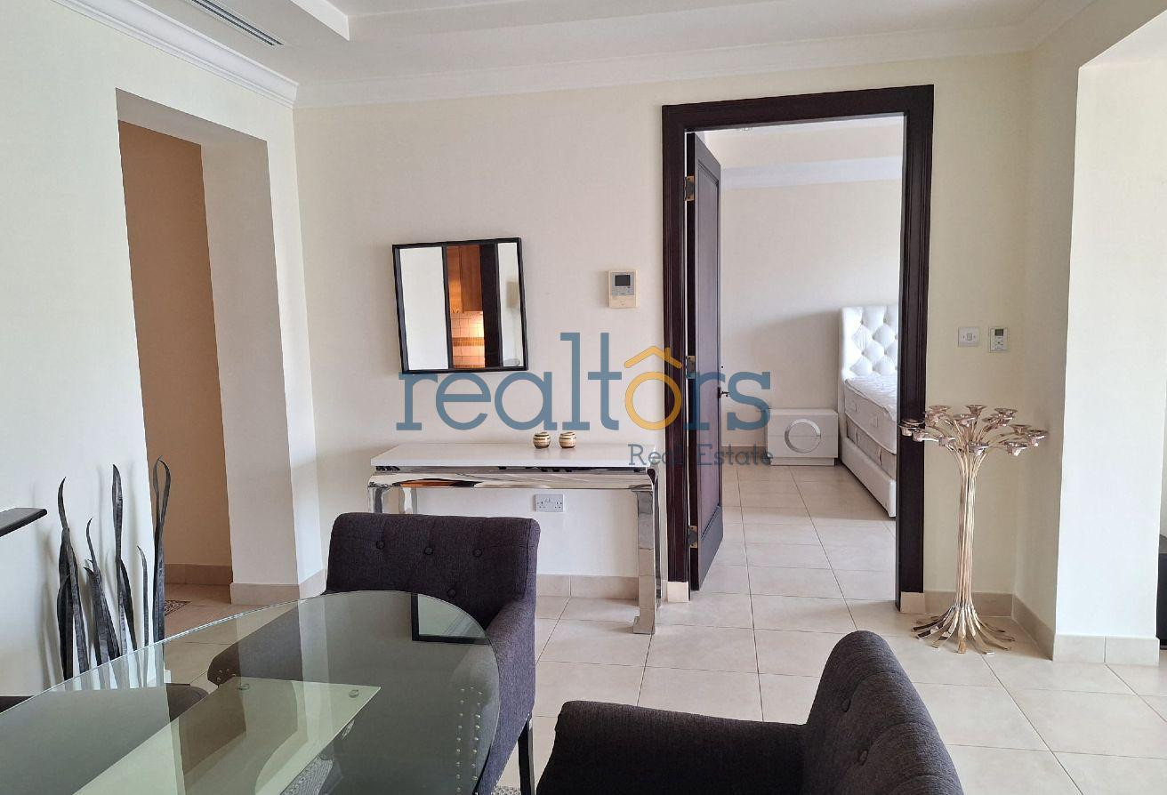 Luxury fully upgraded 1 bedroom townhouse - Townhouse in Porto Arabia Townhouses