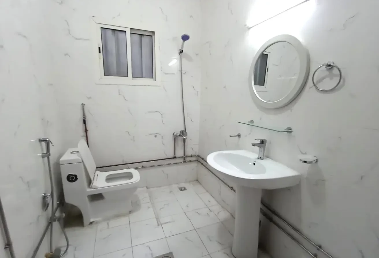 SPACIOUS 8BR STANDALONE VILLA - MUAITHER14,500 - Villa in Doha