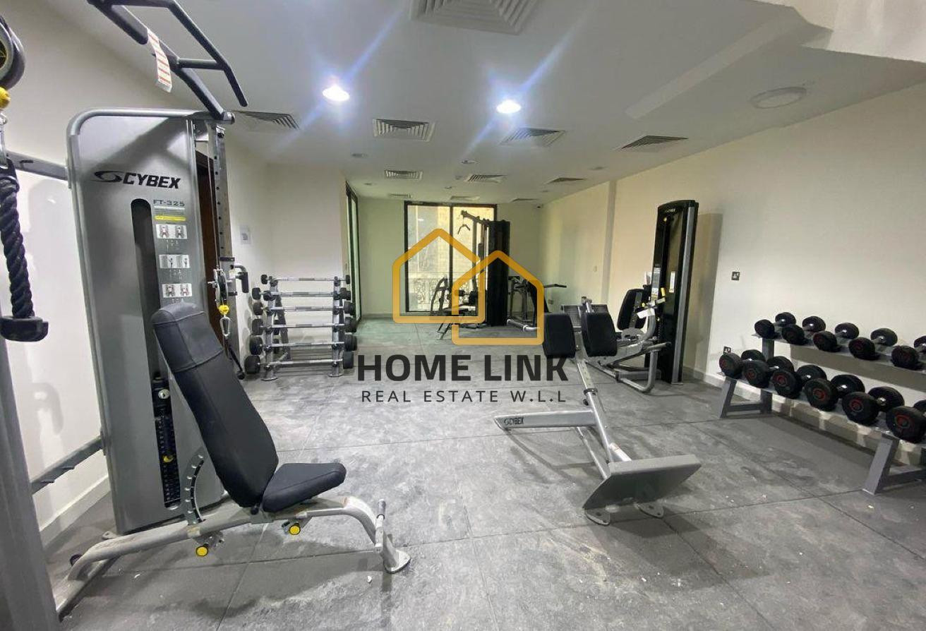 SPACIOUS BALCONY | 1 BEDROOM FF APT IN FOXHILLS - Apartment in Fox Hills South