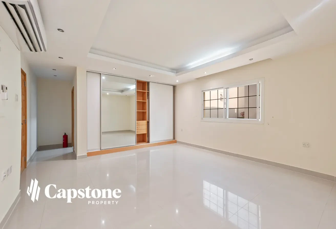 NO COMMISSION! SPACIOUS 3BR+M VILLA IN AL WAAB - Villa in Curlew Street