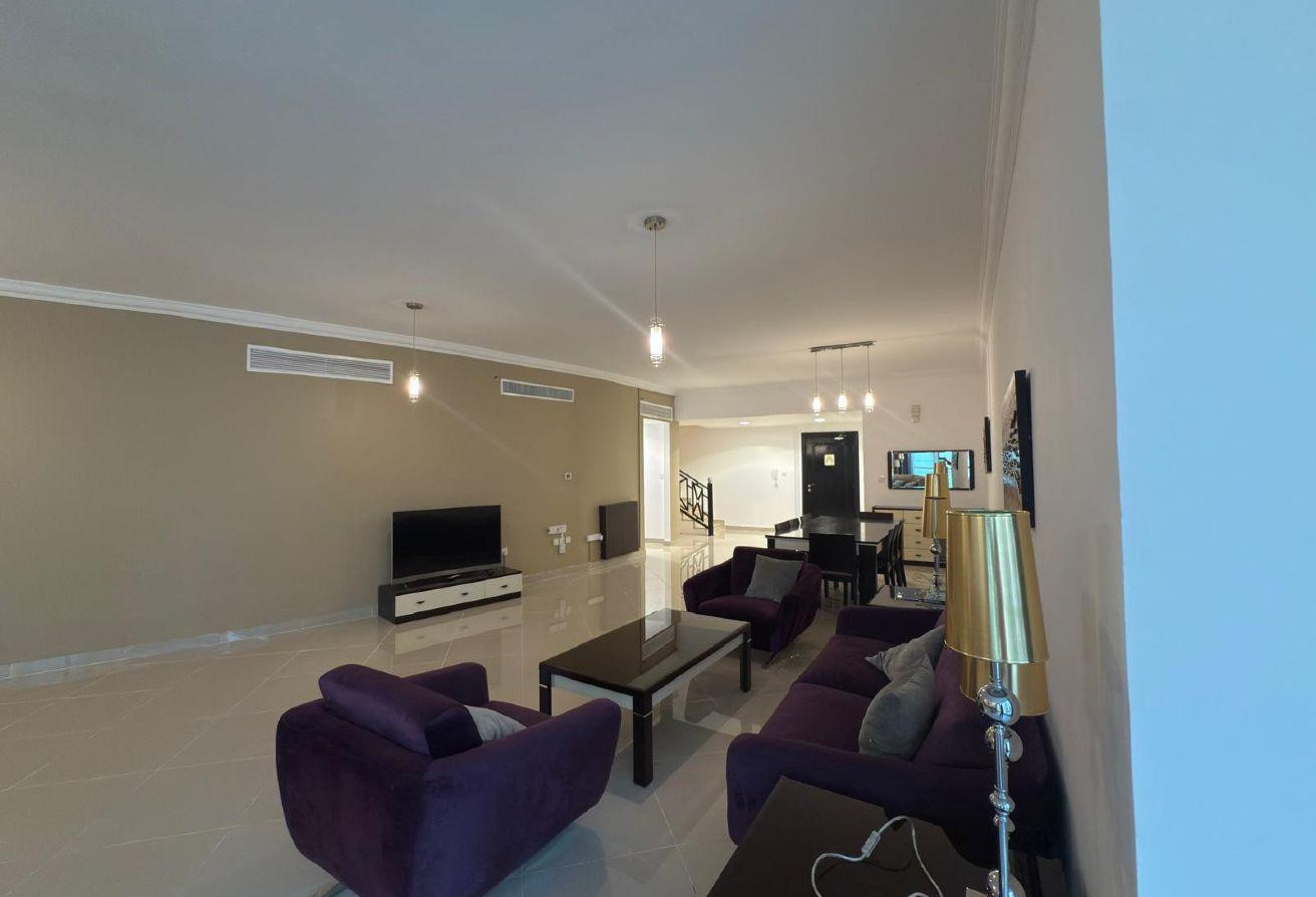 Luxury 3 Bedroom + Maid Duplex in Porto Arabia - Duplex in West Bay