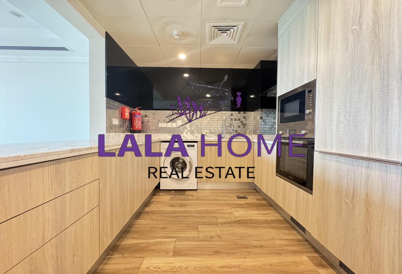 Stunning Sea View, Studio, SF Bills Included - Studio Apartment in Viva West