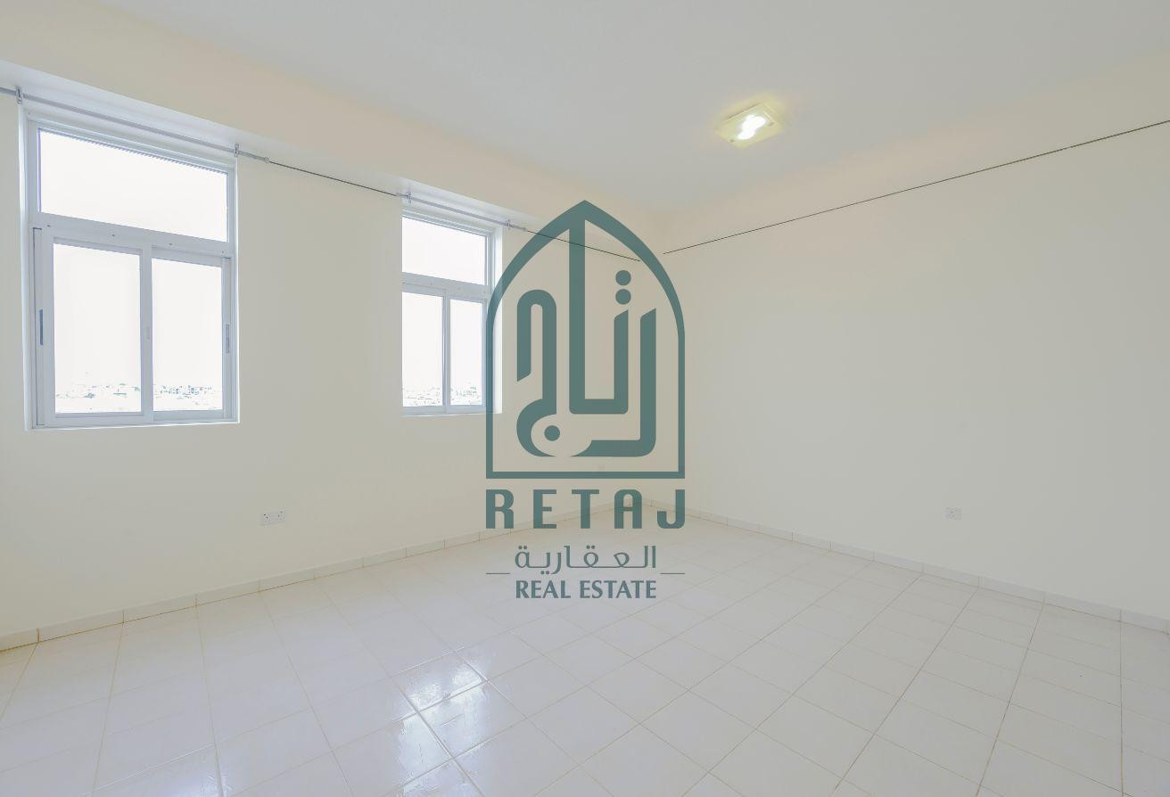 UNFURNISHED 2 BEDROOMS NEAR SAFARI MALL FOR RENT! - Apartment in Barwa Commercial Avenue