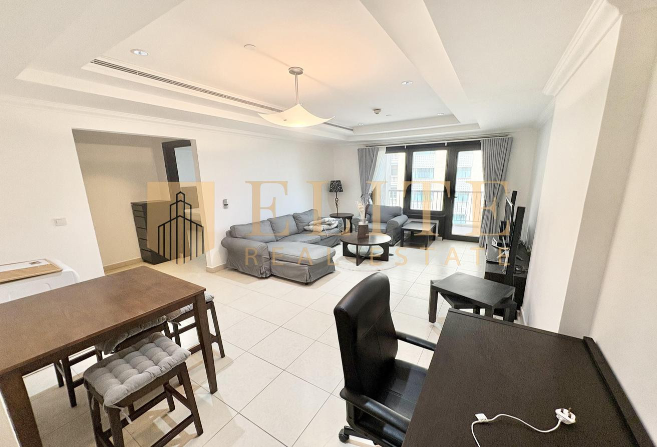 Sea view renovated 1BDR apartment / all bills in - Apartment in East Porto Drive