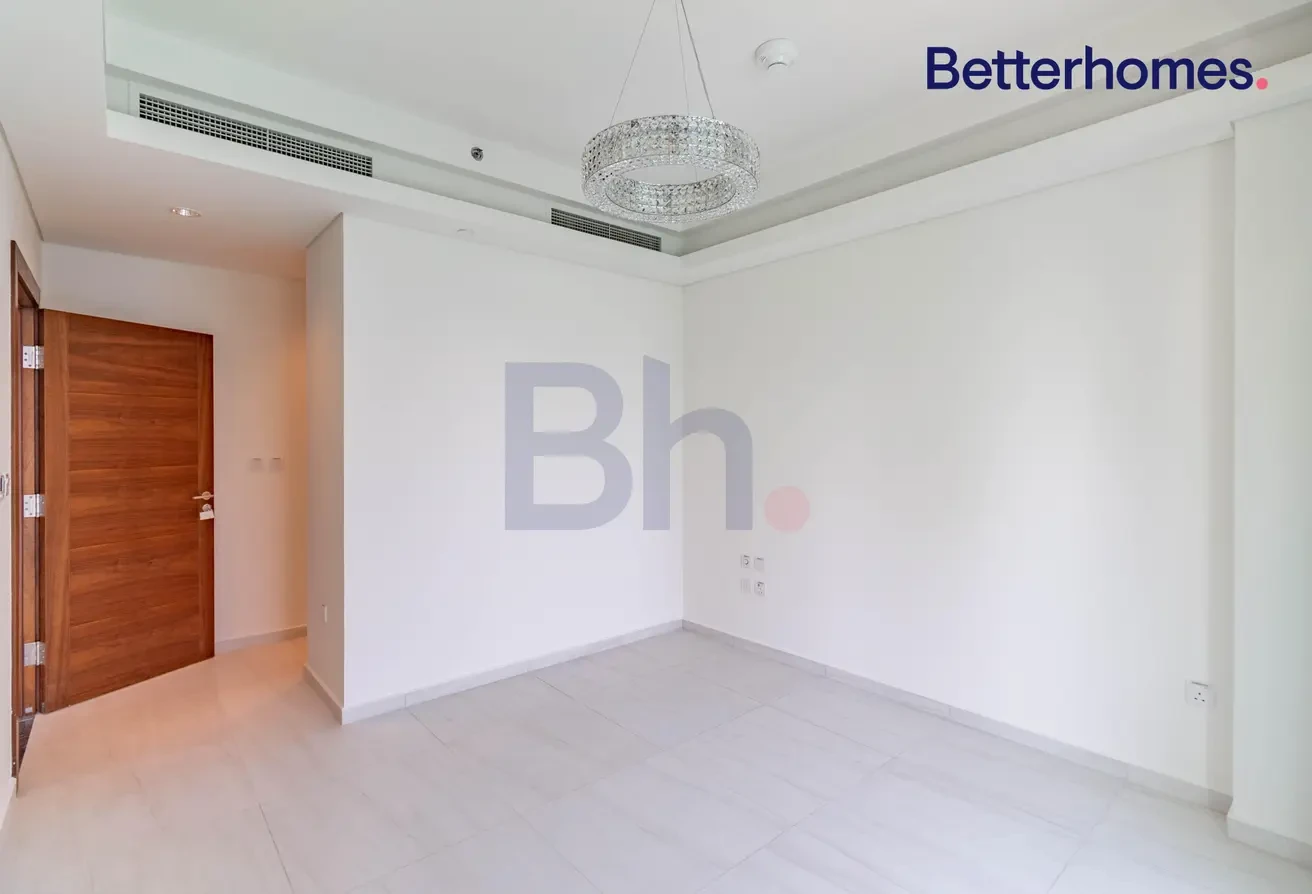 SPACIOUS | 1 BEDROOM | SEMI FURNISHED - Apartment in Doha