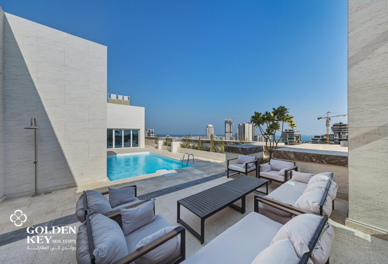 Unique Penthouse | Luxury Living w/ Private Pool - Penthouse in Lusail