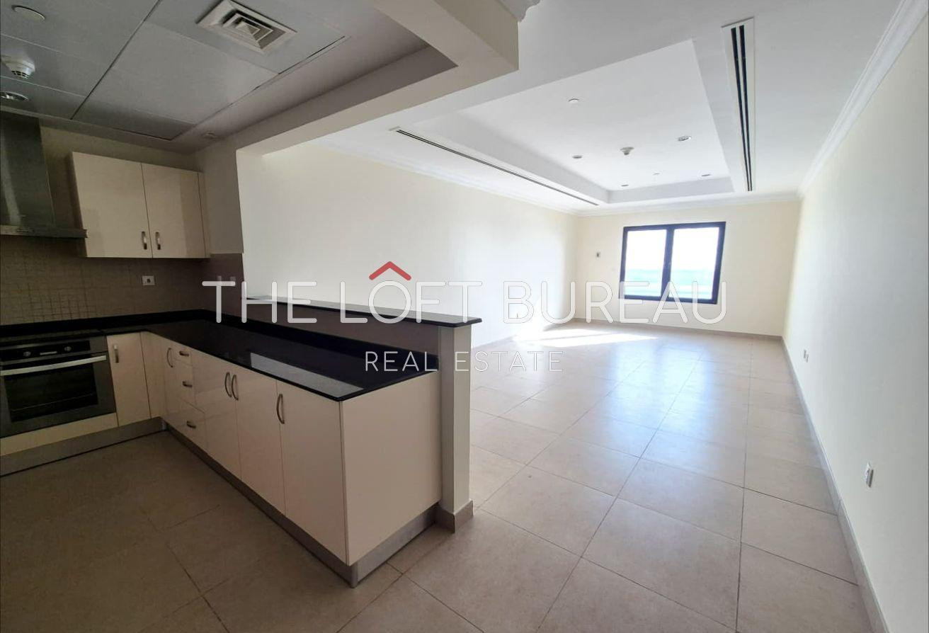 BILLS INCLUDED! DIRECT MARINA VIEW! STUDIO