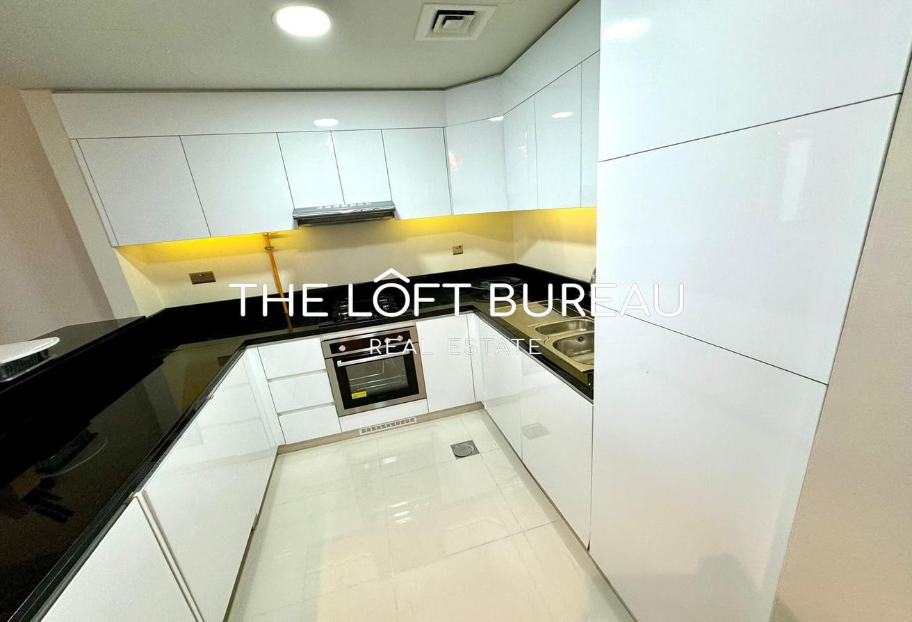 3 Bedroom |Storage|Full Sea View|Title Deeds Avail