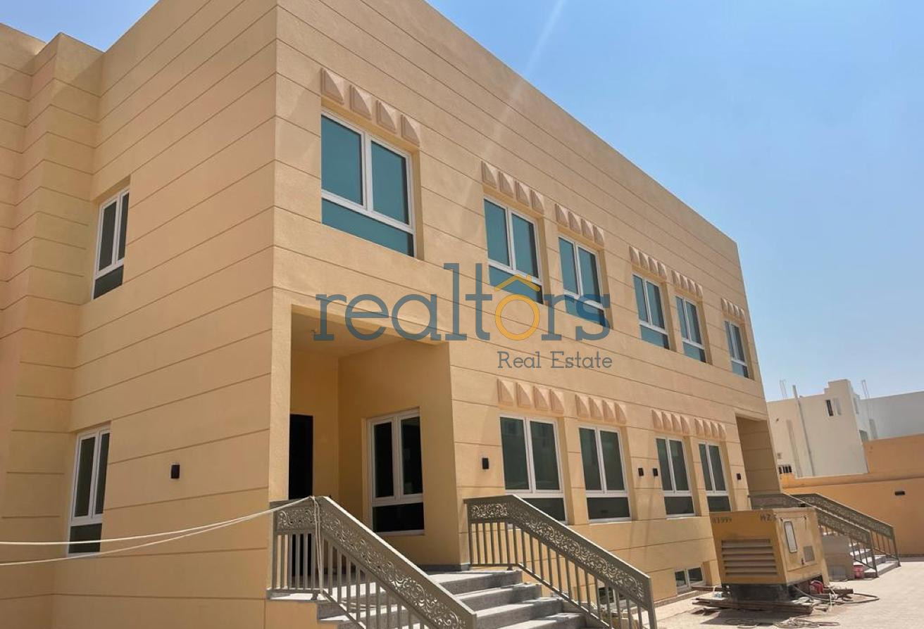FOR SALE – 2 Semi-Attached Villas in Duhail - Villa in Street 871