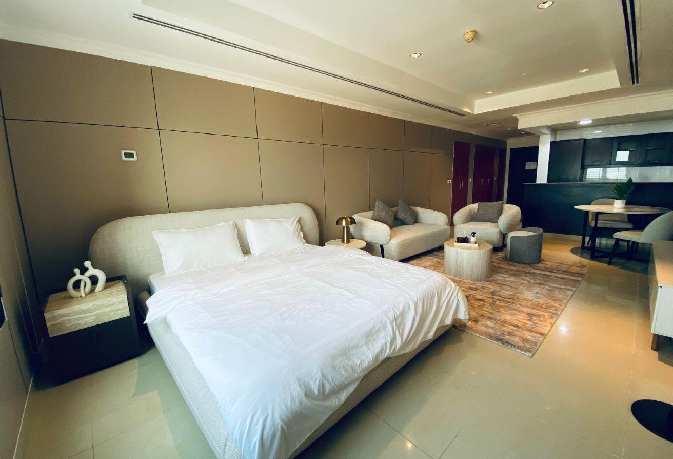 FOR SALE-AMAZING STUDIO-F/F-WITH TITLE DEEDS - Studio Apartment in East Porto Drive