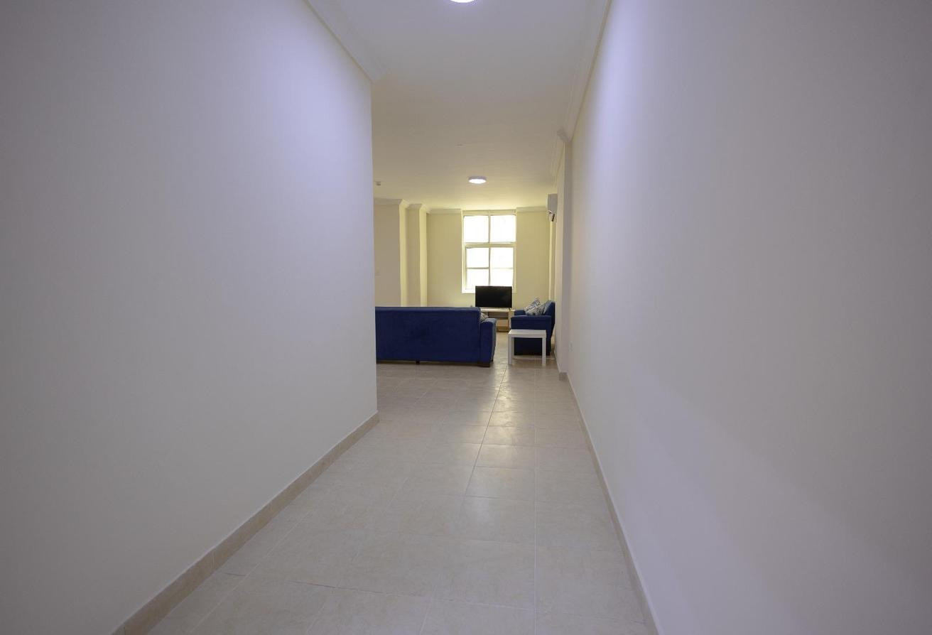SPACIOUS 2 BHK FULLY FURNISHED NEAER METRO …!!!!!! - Apartment in Salaja Street