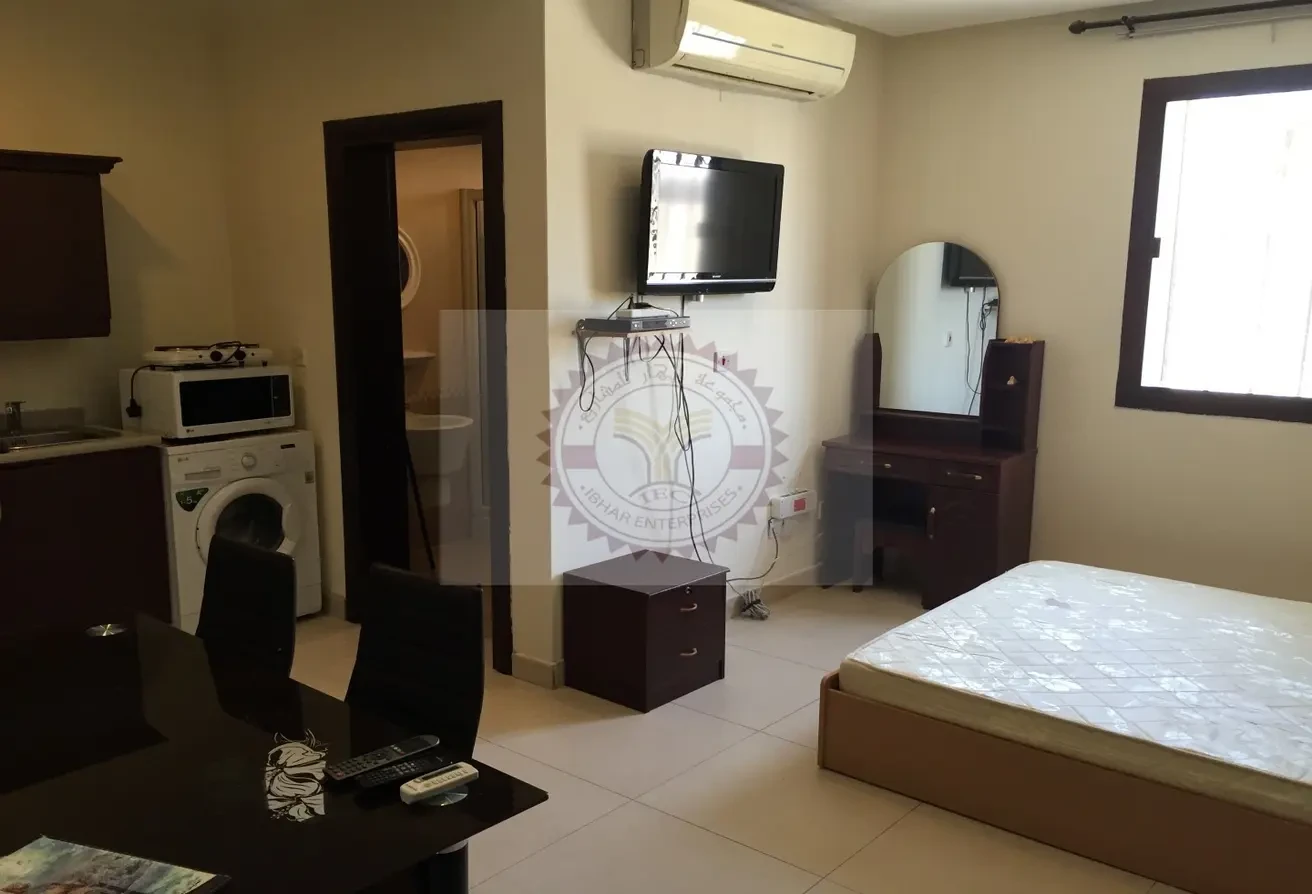 Studio furnished for rent in Doha - Apartment in New Salata