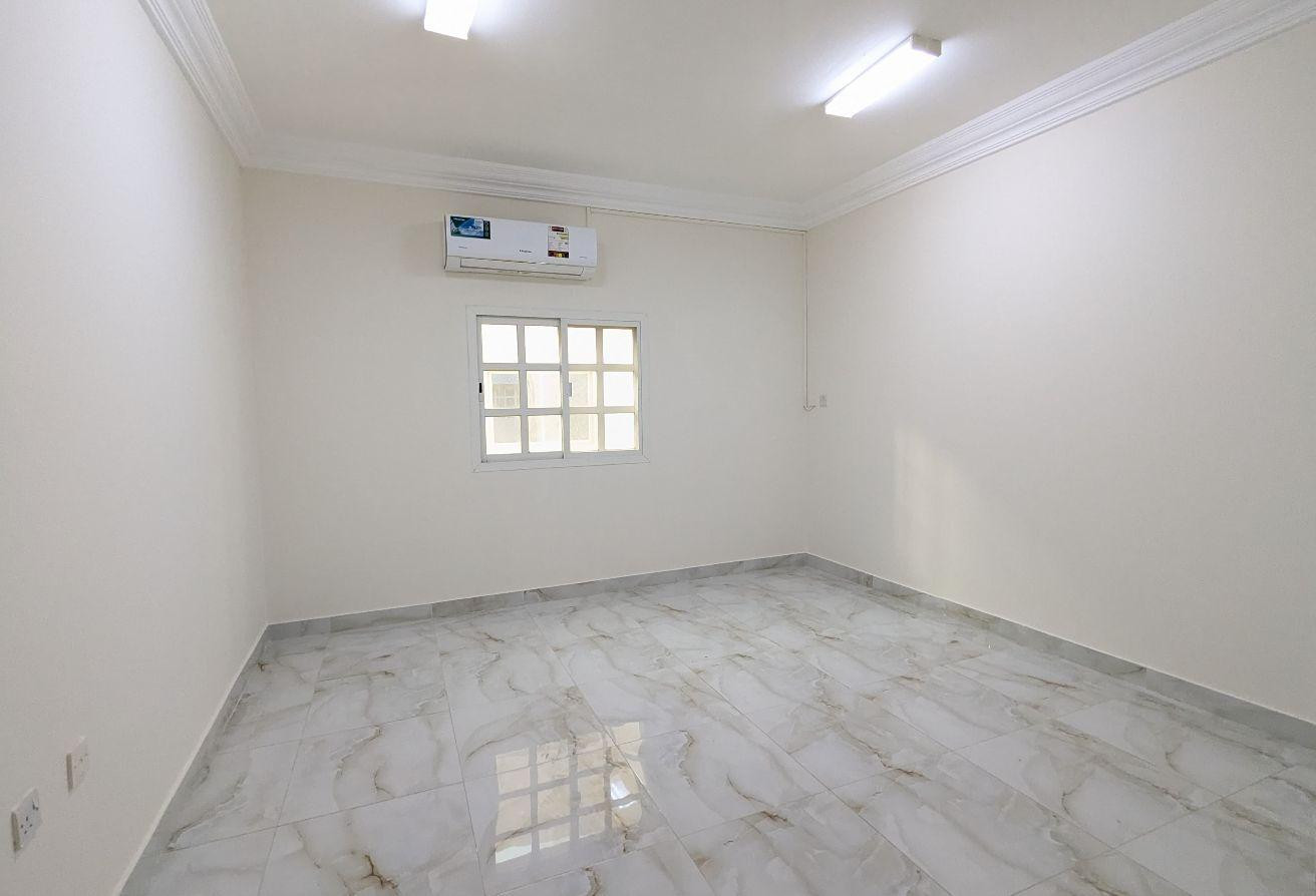 Very Spacious | 3BHK With balcony For family - Apartment in Najma 28