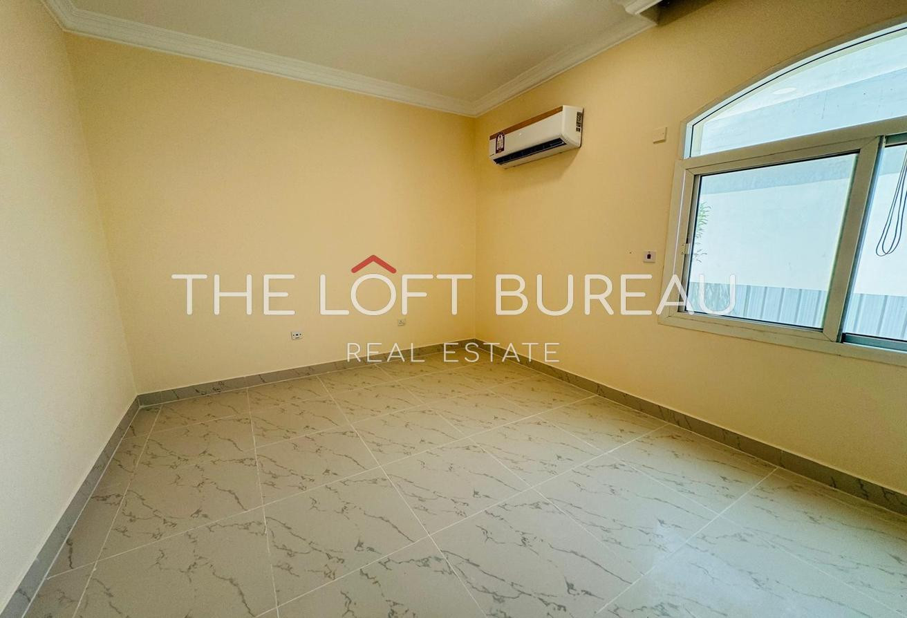 Spacious 4-BR Villa for Rent – Al Garfa, Doha - Villa in Fereej Bin Mahmoud