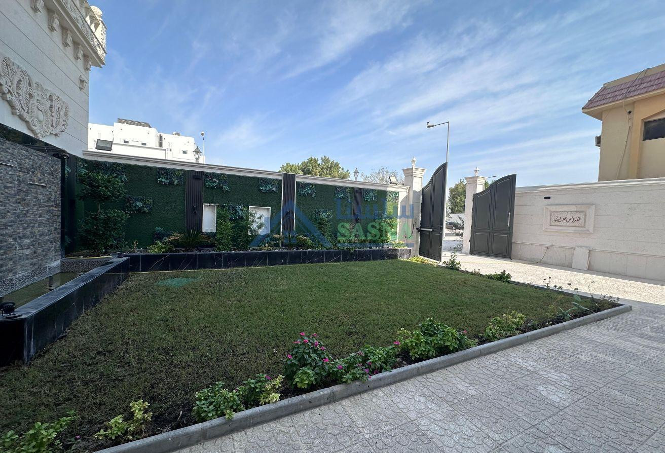 LUXURIOUS &amp; PREMIUM VILLA FOR RENT PRIME LOCATION - Villa in Al Aziziyah