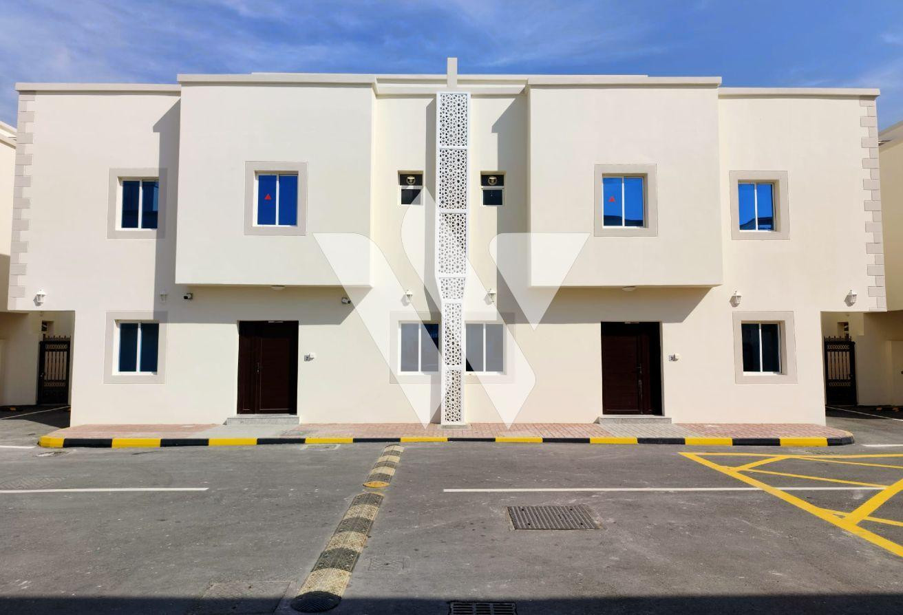 MODERN AND SPACIOUS 6 BEDROOMS VILLA IN AL KHEESA