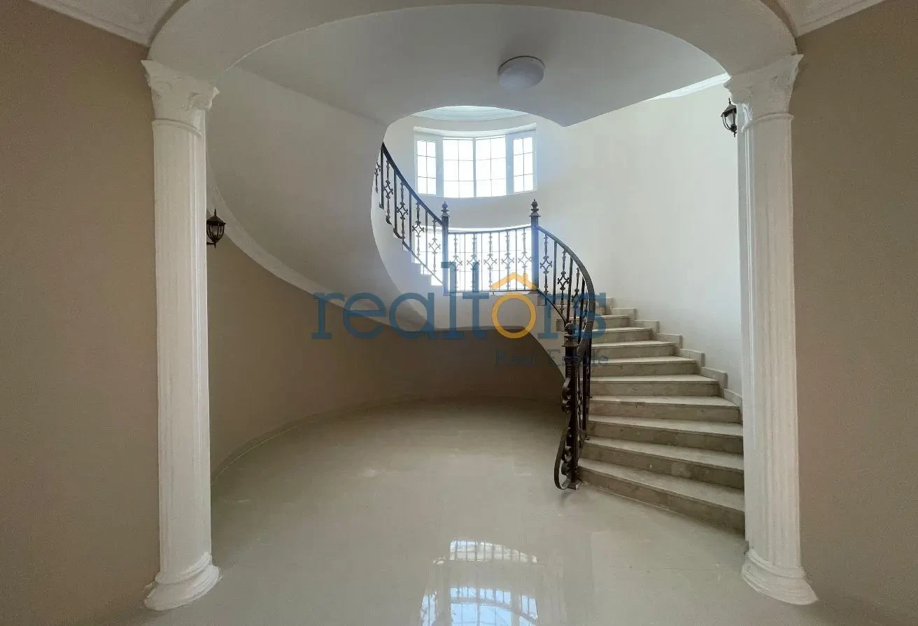 Spacious and Luxury 5 + Maid Standalone Villa - Villa in Al Waab Street