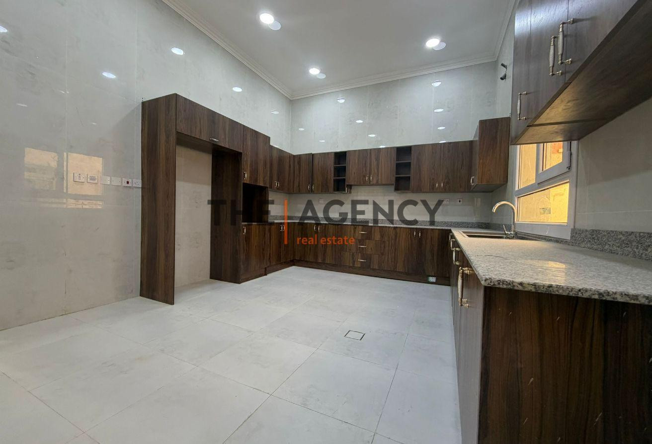 Villa for Sale – Umm Qarn - Villa in Umm Qarn