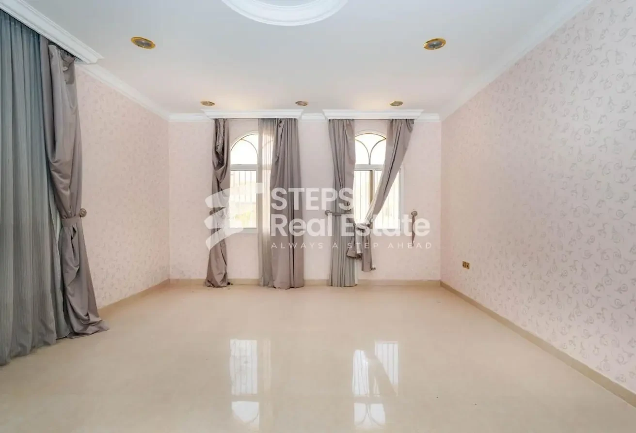 Villa with Maids Room and Ample Living Space - Villa in Al Kharaitiyat