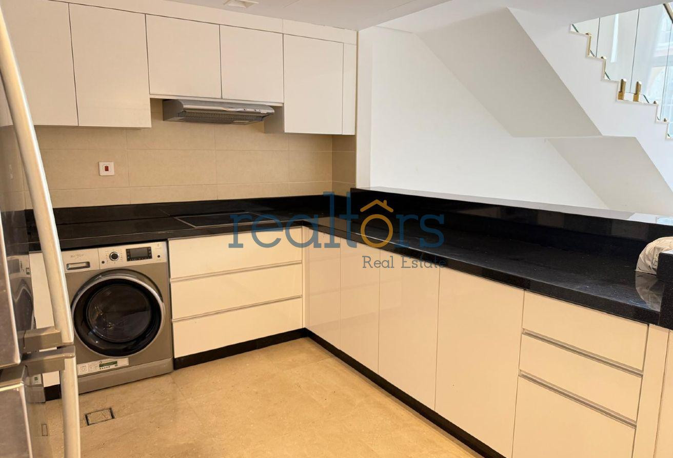 Luxury modern style 1 bedroom loft apartment - Apartment in Al Mutahidah Tower