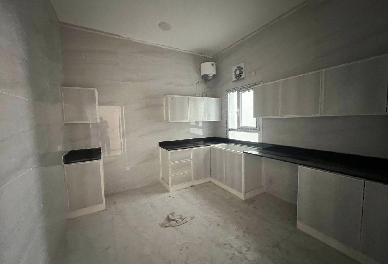 Unfurnished Apartment for Rent in Al aziziyah. - Apartment in Al Aziziyah