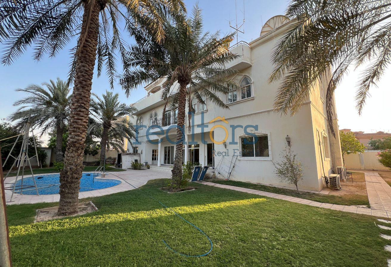 Semi-Commercial Villa | Legtafiya | Katara Metro - Villa in Legtaifiya Lagoon
